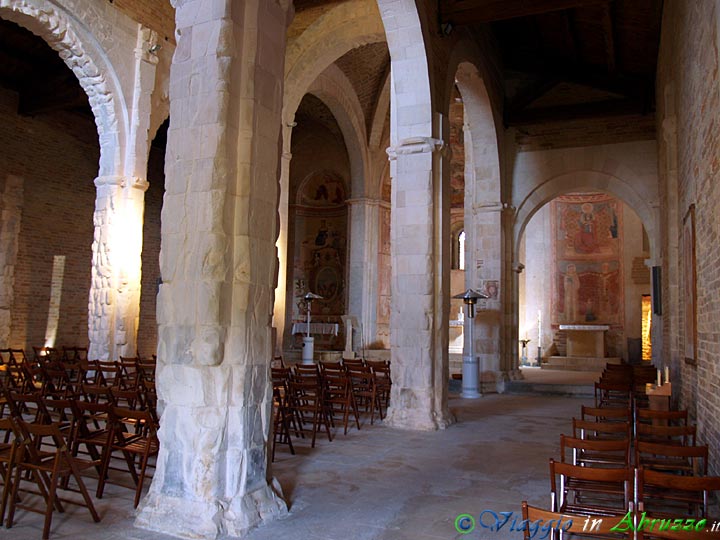 20-P4013154+.jpg - 20-P4013154+.jpg - L'Abbazia di Santa Maria di Ronzano (XII sec.).